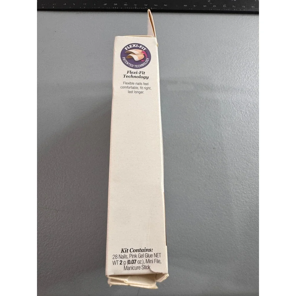 KISS Salon Acrylic Natural Nails Womens Medium Natural Good Flexi-Fit KSAN02